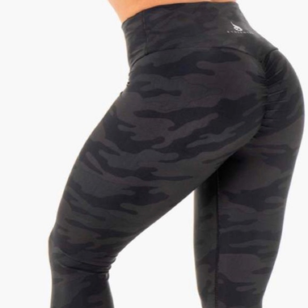 Ryderwear high waisted scrunch bum camo leggings
